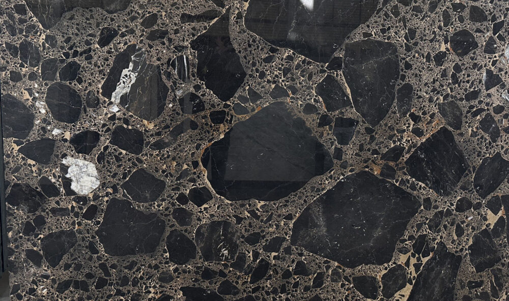 Anthracite Lava - Image 4